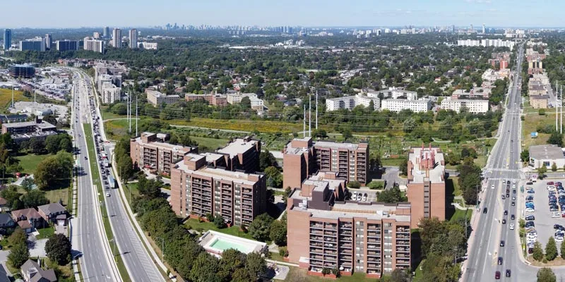 Victoria_Village